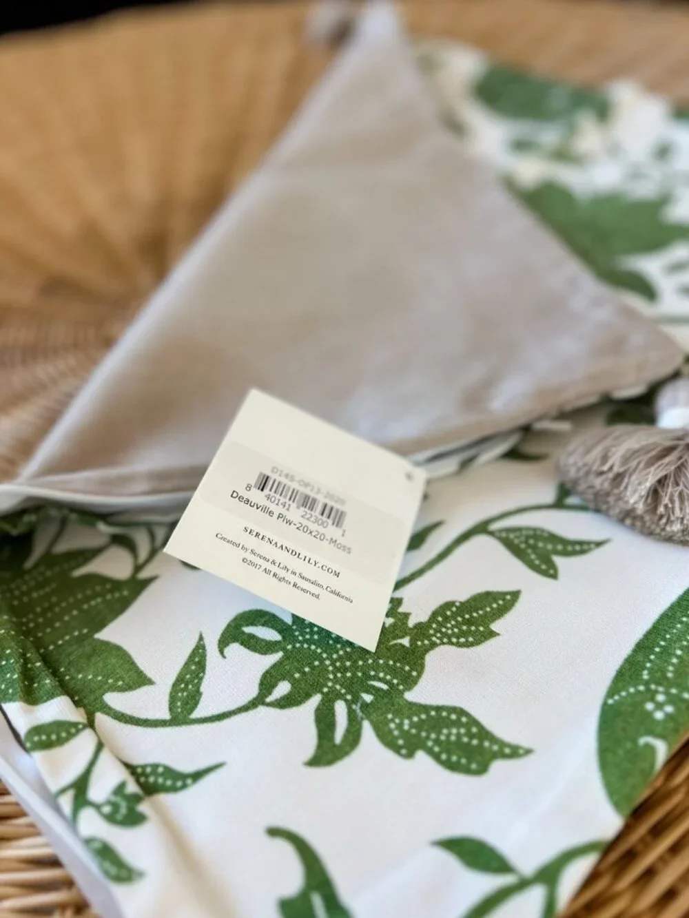 NEW Serena & Lily Deauville Outdoor Pillow Cover (20” SQ)-Moss Green